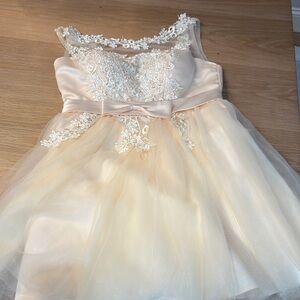 Elegant Cream Lace Dress